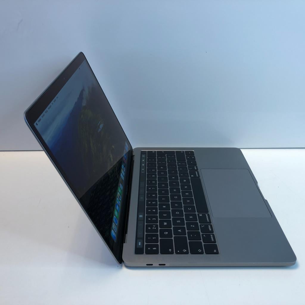 Apple MacBook Pro 13'' 2019 | i7 | 16GB | 256GB | Zeer net, Apple, Zo goed als nieuw, Support@apple.com, One Apple Park Way
Cupertino, CA 95014
United States