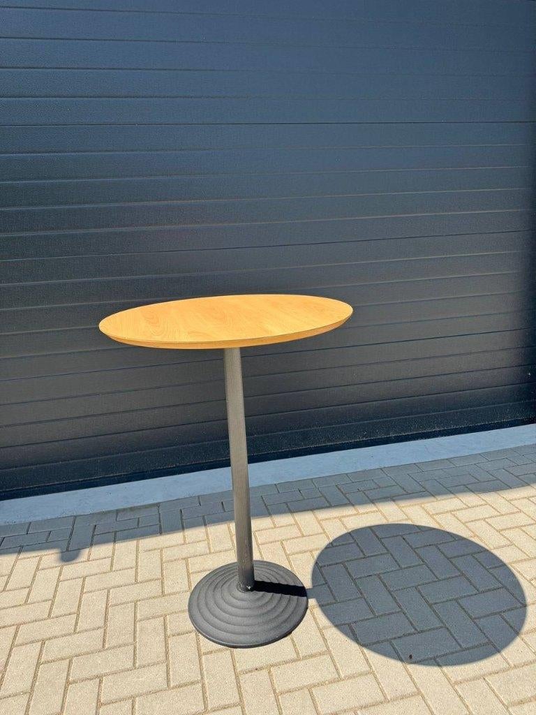 Statafel 110cm hoog, blad van beukenfineer: doorsnede Ø 80cm, Ophalen, Zo goed als nieuw