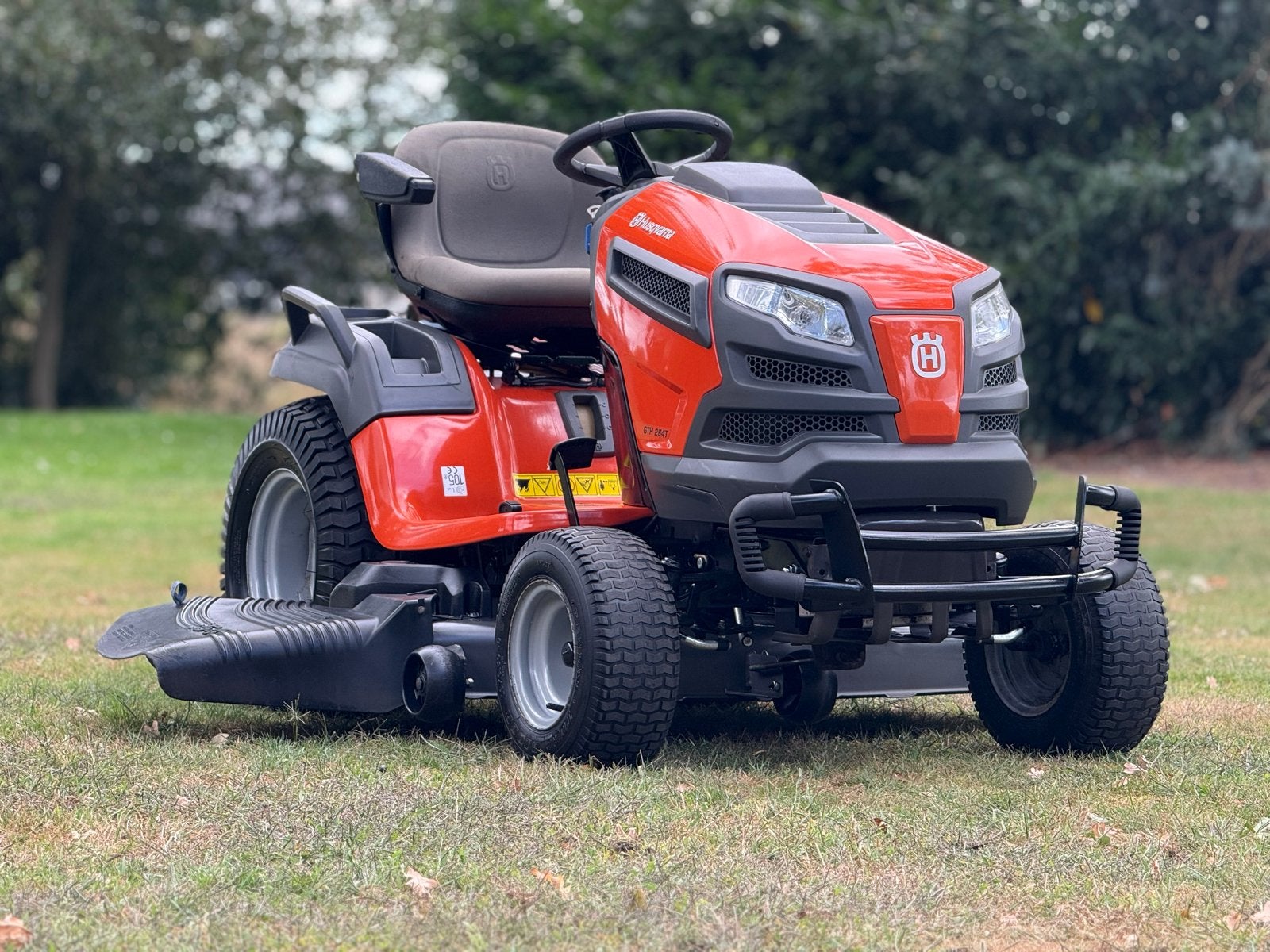 Husqvarna GTH 264T Zitmaaier - Krachtig en Comfortabel, Ophalen, Cirkelmaaier, Gebruikt, Mulchfunctie