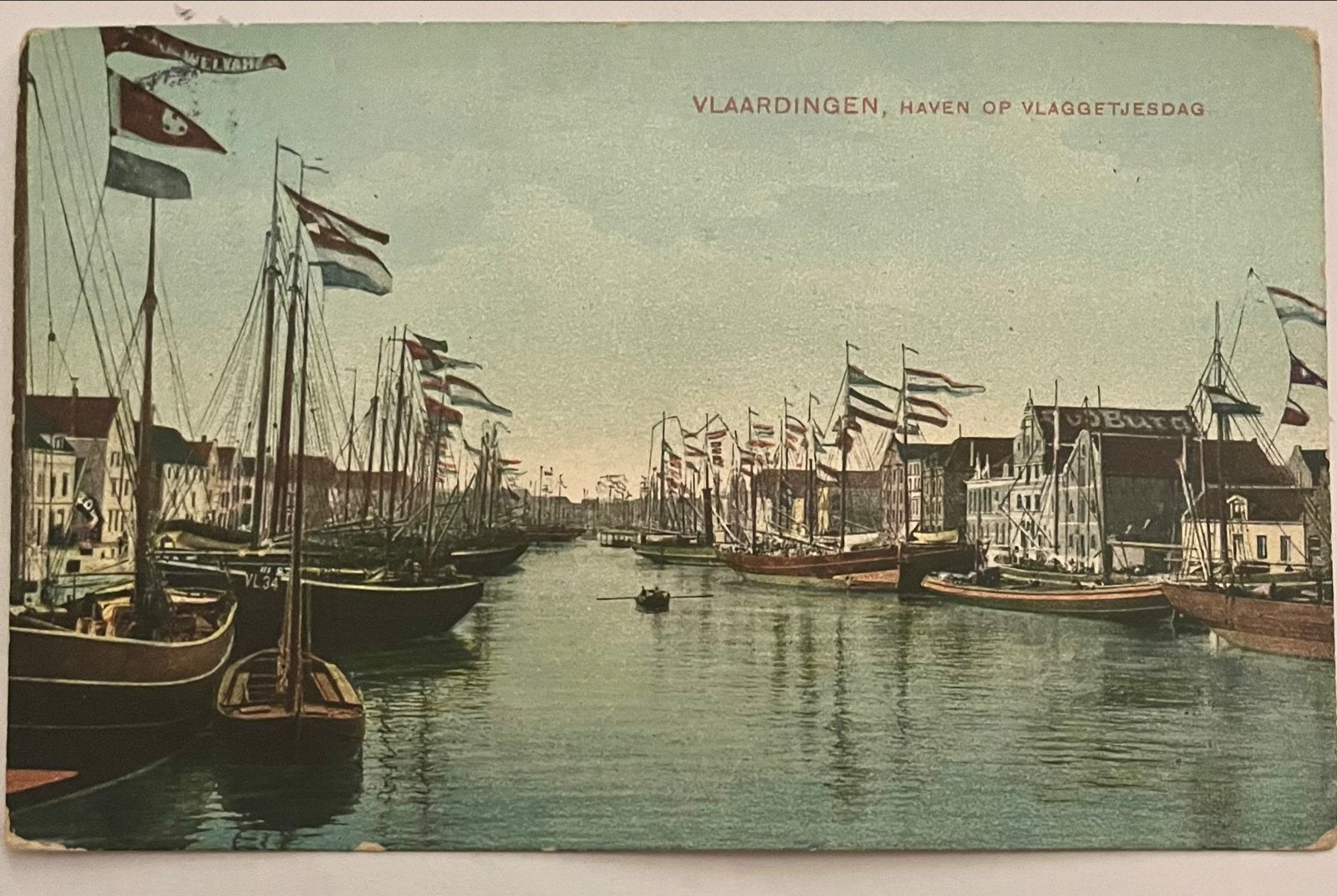 Antieke kaart Vlaardingen Vlaggetjesdag 1909 haringvangst, Verzenden, Voor 1920, Gelopen, Zuid-Holland