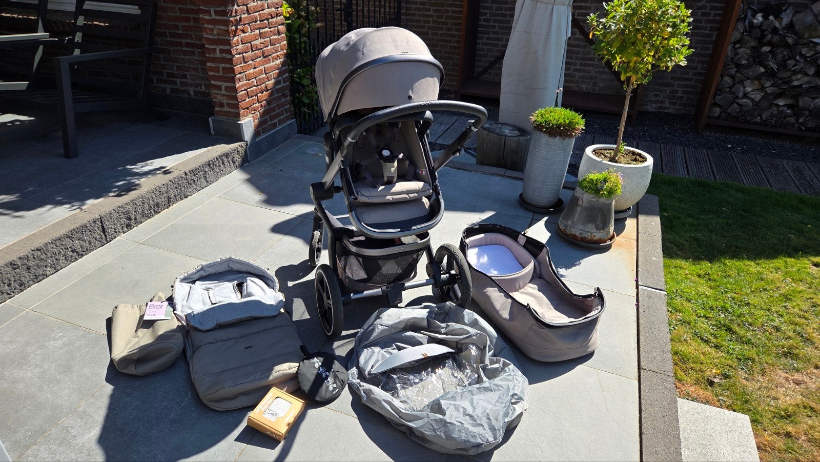 Joolz Day+ Sage Green, Kinderen en Baby's, Kinderwagens en Combinaties, Zo goed als nieuw, Met reiswieg, Ophalen, Kinderwagen