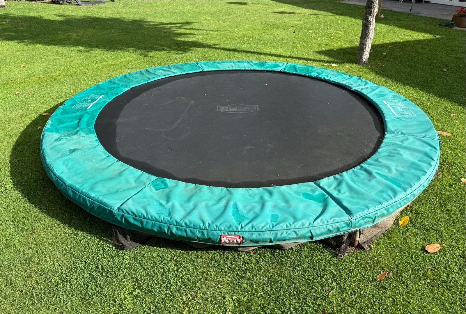BERG InGround Champion Trampoline 330, Ophalen, Gebruikt