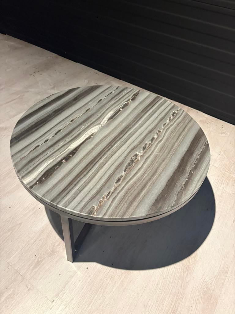 Salontafel met marmer blad - showroom model, Huis en Inrichting, Tafels | Salontafels, Ophalen, 100 tot 150 cm, 50 tot 100 cm