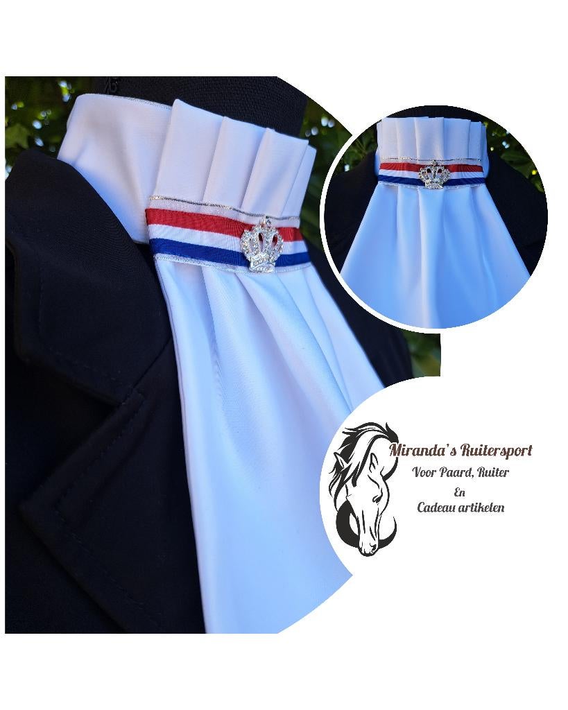 Nieuw Made by Lique plastron Harmonica Rood/Wit/Blauw, Dieren en Toebehoren, Paardrijkleding, Dressuur, ., Nieuw, Ophalen of Verzenden