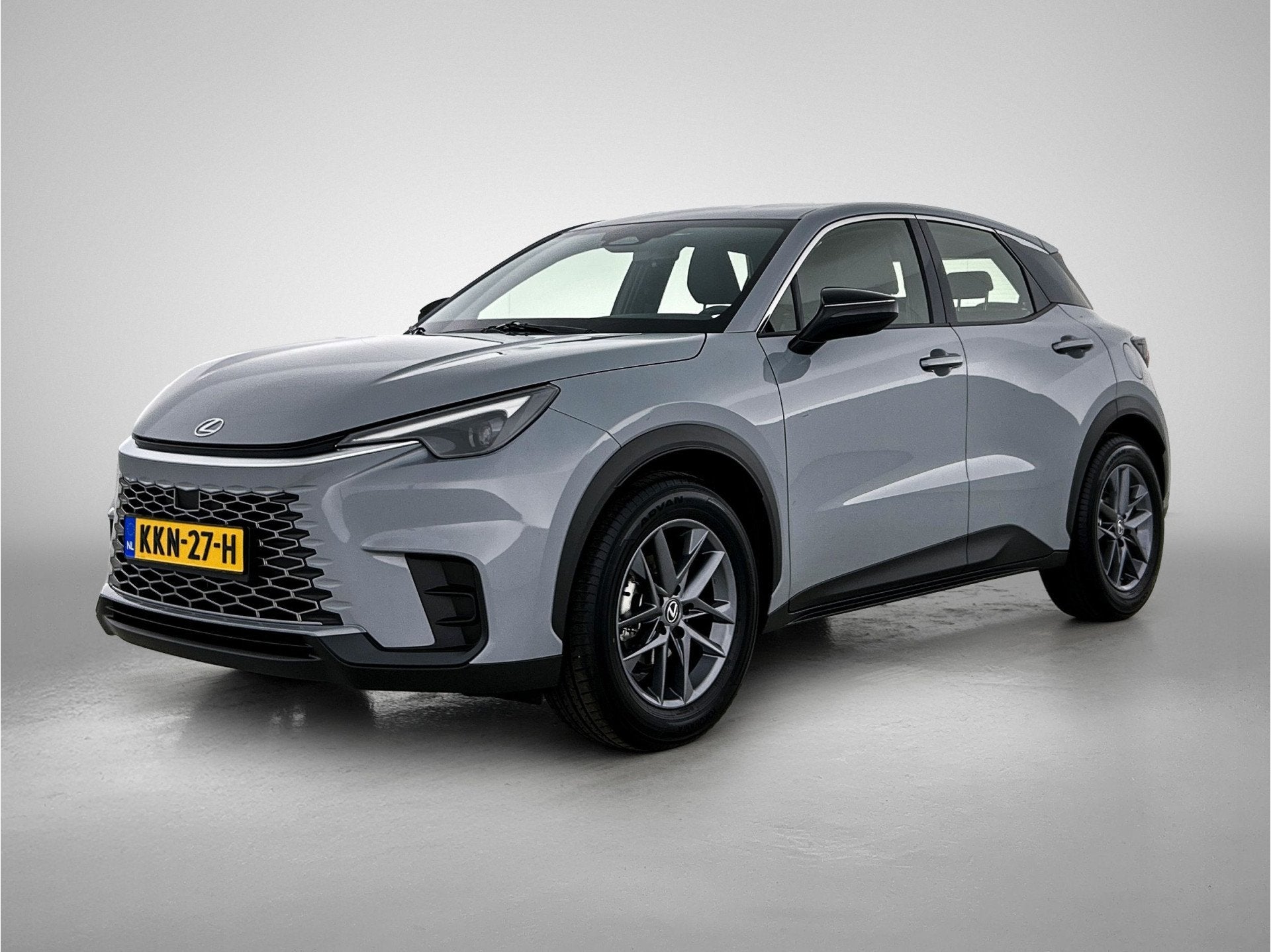 Lexus LBX 2WD | Lexus Link+ | Achteruitrijcamera | Apple Car, 12 maanden, Gebruikt, 1490 cc, Bedrijf