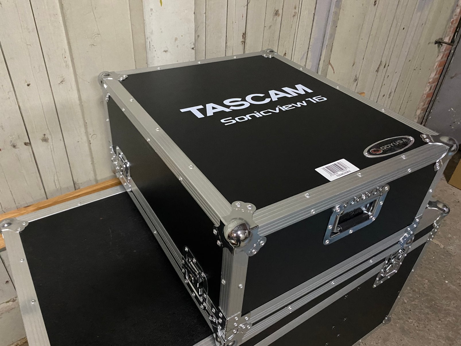 Tascam Sonicview 16 flightcase mengtafel spiksplinternieuw, Muziek en Instrumenten, Verzenden, Nieuw, Overige instrumenten, Flightcase