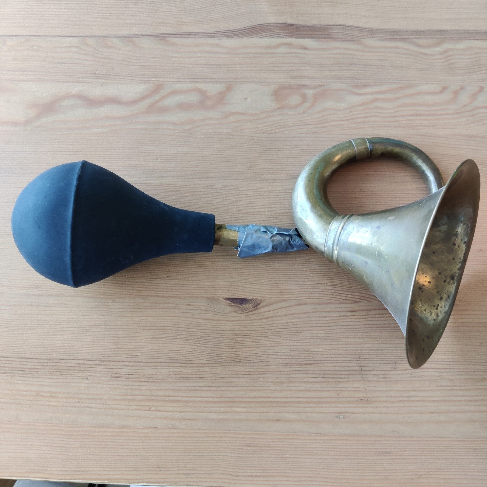 Oude taxi toeter voor een tientje!, Ophalen of Verzenden, Gebruikt, Melodische percussie