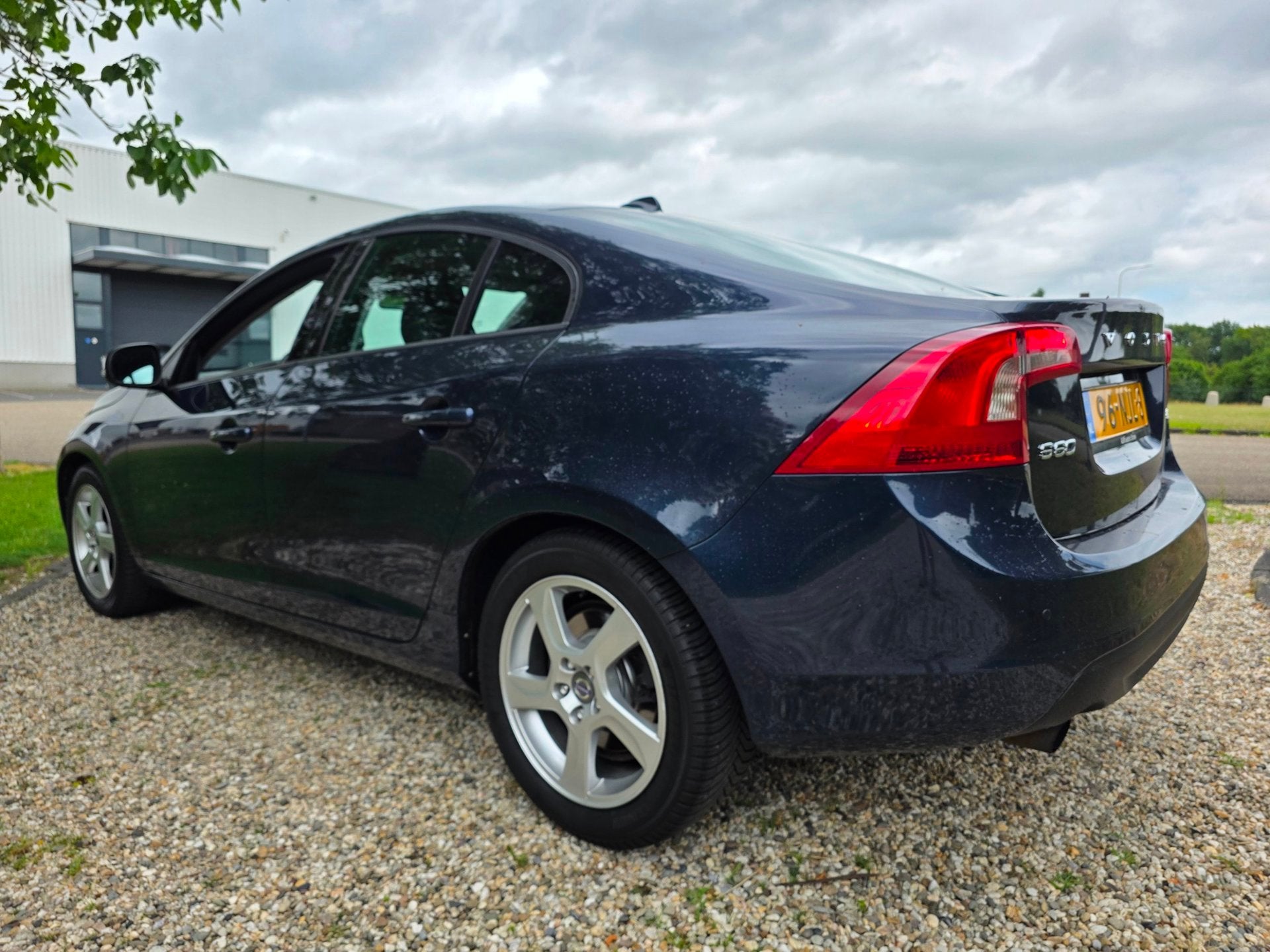 Volvo S60 2.0T Intro Edition AUTOMAAT, Auto's, Volvo, Euro 5, 4 cilinders, Blauw, S60