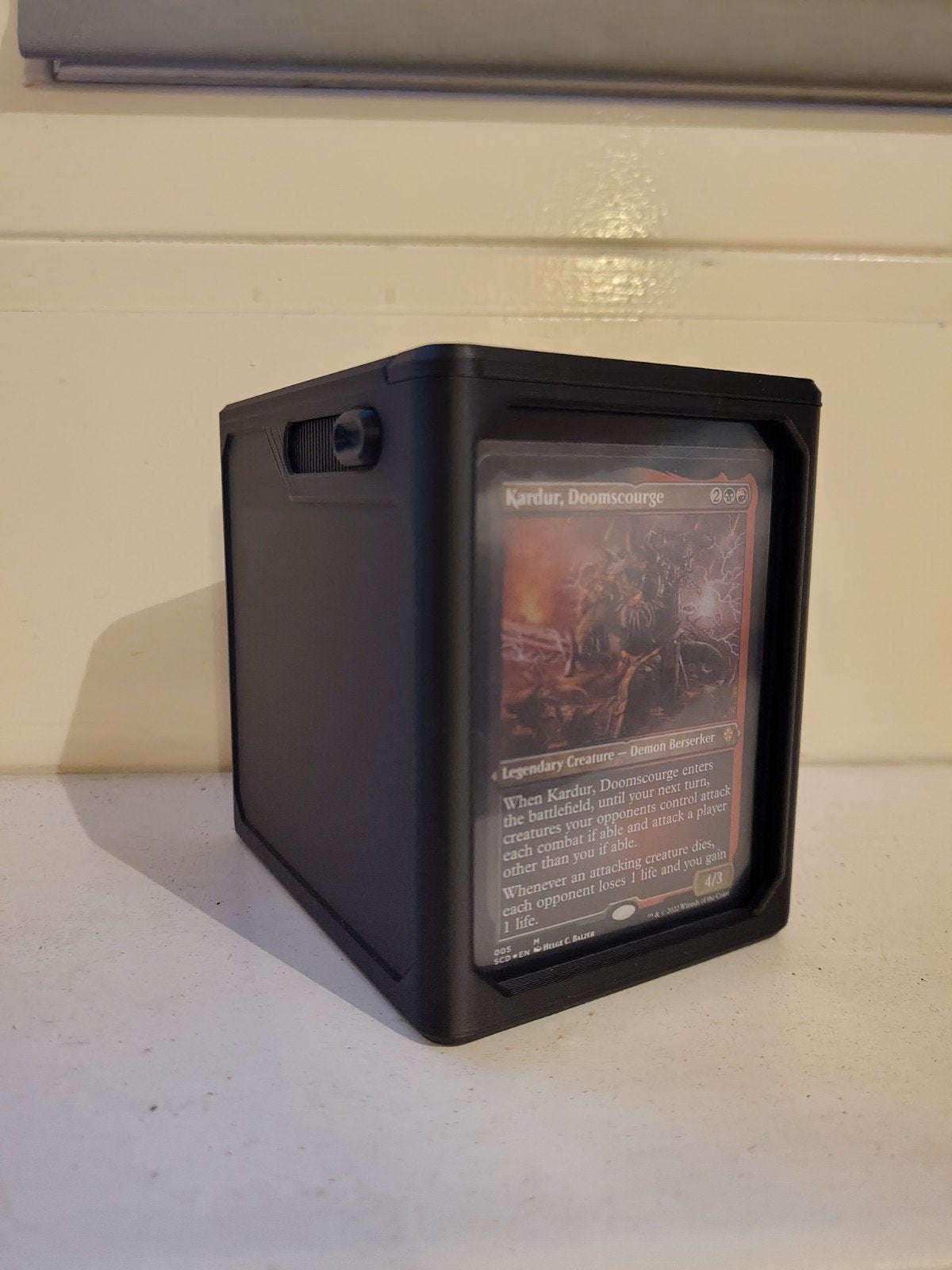 Commander decbox, Ophalen of Verzenden, Zo goed als nieuw, Sleeves of Kaarthoesjes