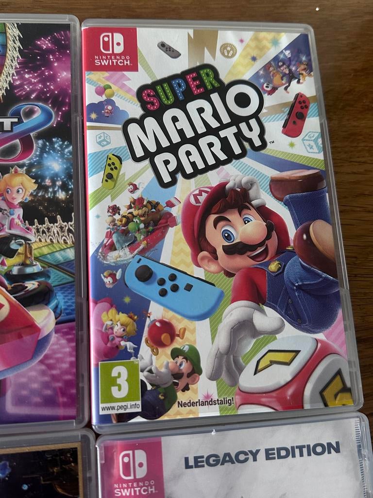 Nintendo switch te koop, Spelcomputers en Games, Games | Nintendo Switch, Online, Overige genres, Ophalen of Verzenden, Zo goed als nieuw