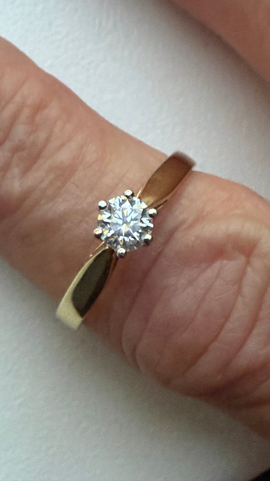 14k Gouden ring  met diamant 0.30crt, Nieuw, Ophalen of Verzenden, 17 tot 18, Met edelsteen