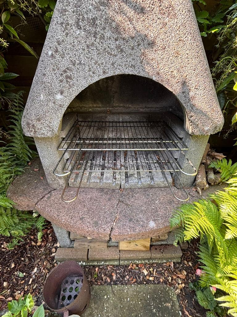 BBQ stenen + brikettenstarter, gratis ophalen., Ophalen of Verzenden, Gebruikt