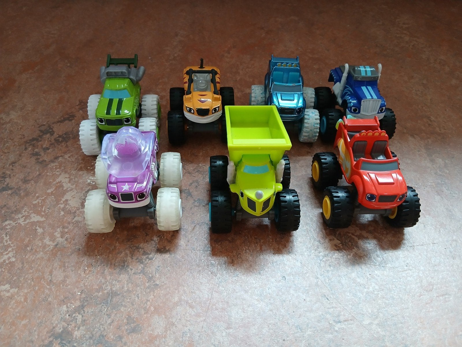 Blaze en de Monsterwielen 7x auto's, Ophalen of Verzenden, Zo goed als nieuw