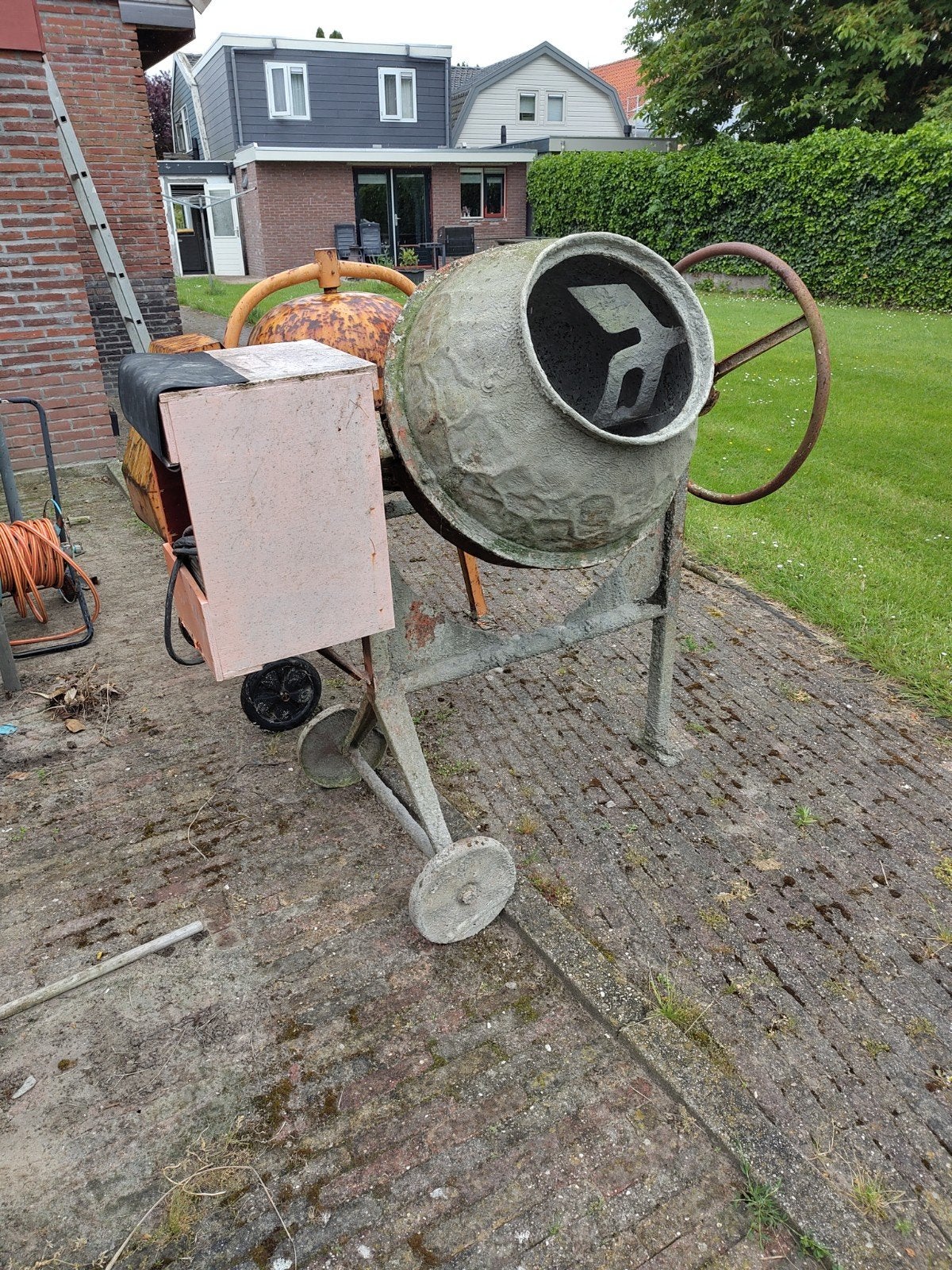 Gebruikte betonmolen - 380 volt, Doe-het-zelf en Verbouw, Betonmolens, Ophalen, Gebruikt