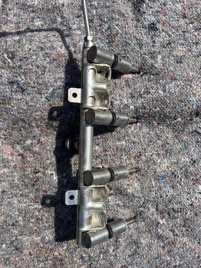 Mini cooper JCW R56 R57 Brandstof rail incl injectors, Ophalen, Mini