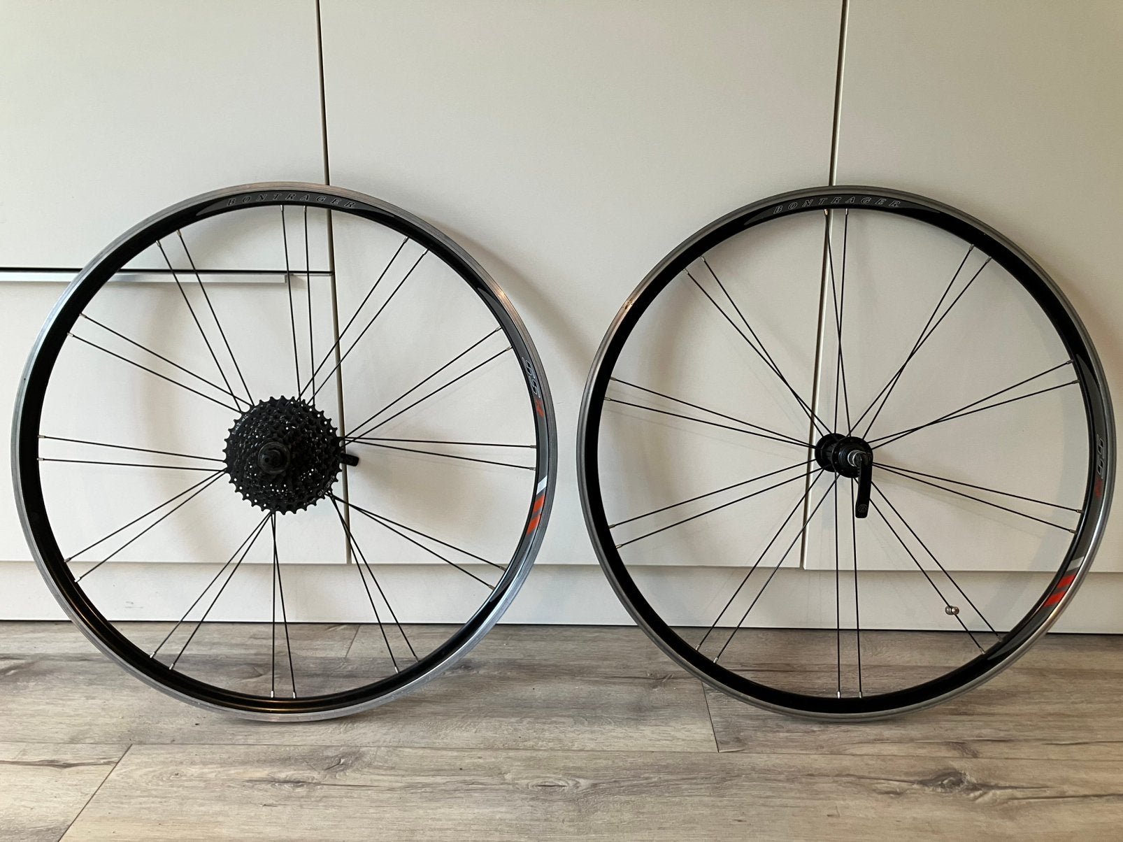 Wielset Bontrager racefiets 28 inch, Fietsen en Brommers, Ophalen, Gebruikt