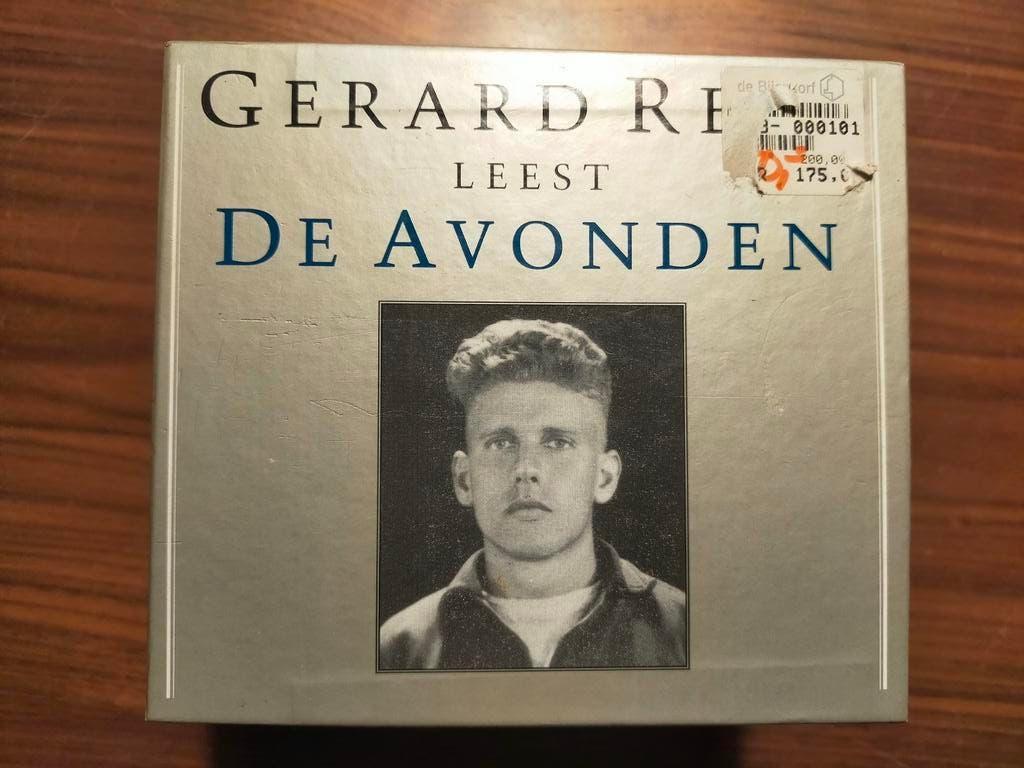 Gerard Reve leest "De Avonden" - box met 9 cd's (+ knipsel), Boeken, Luisterboeken, Cd, Volwassene, Ophalen of Verzenden