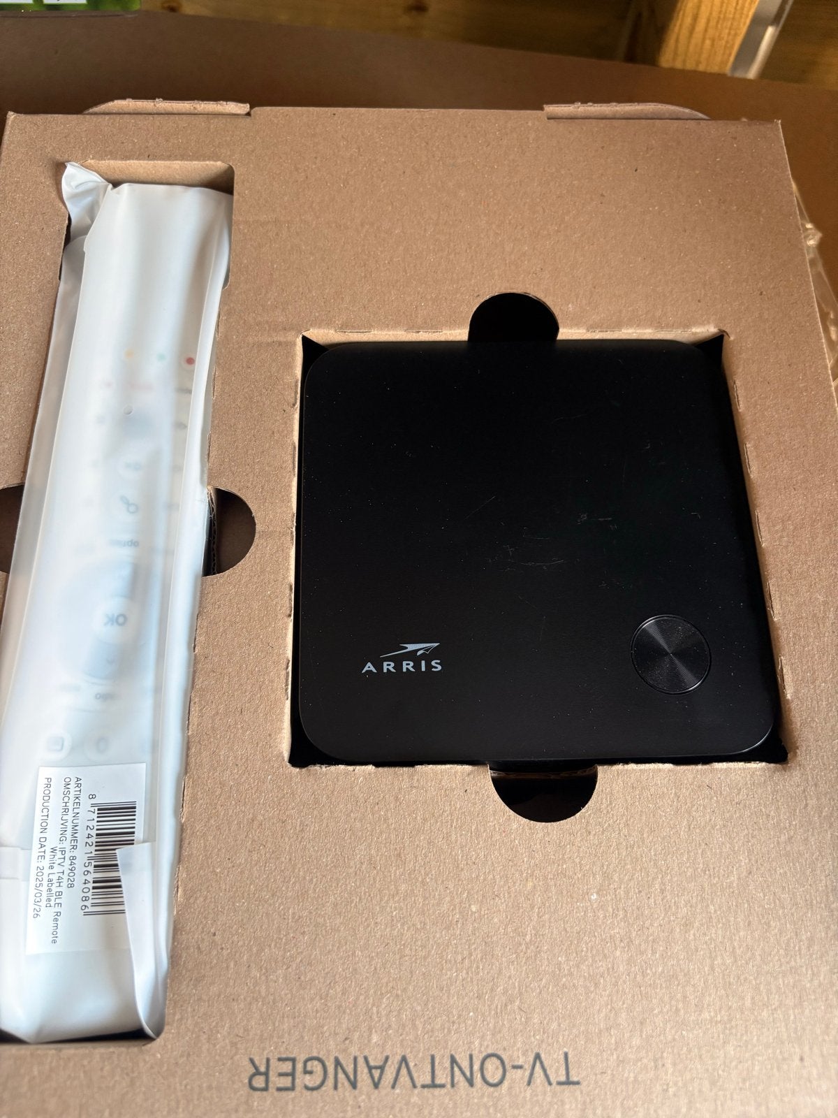 Nieuwe Arris decoder met afstandsbediening, Ophalen of Verzenden, Nieuw, Decoder