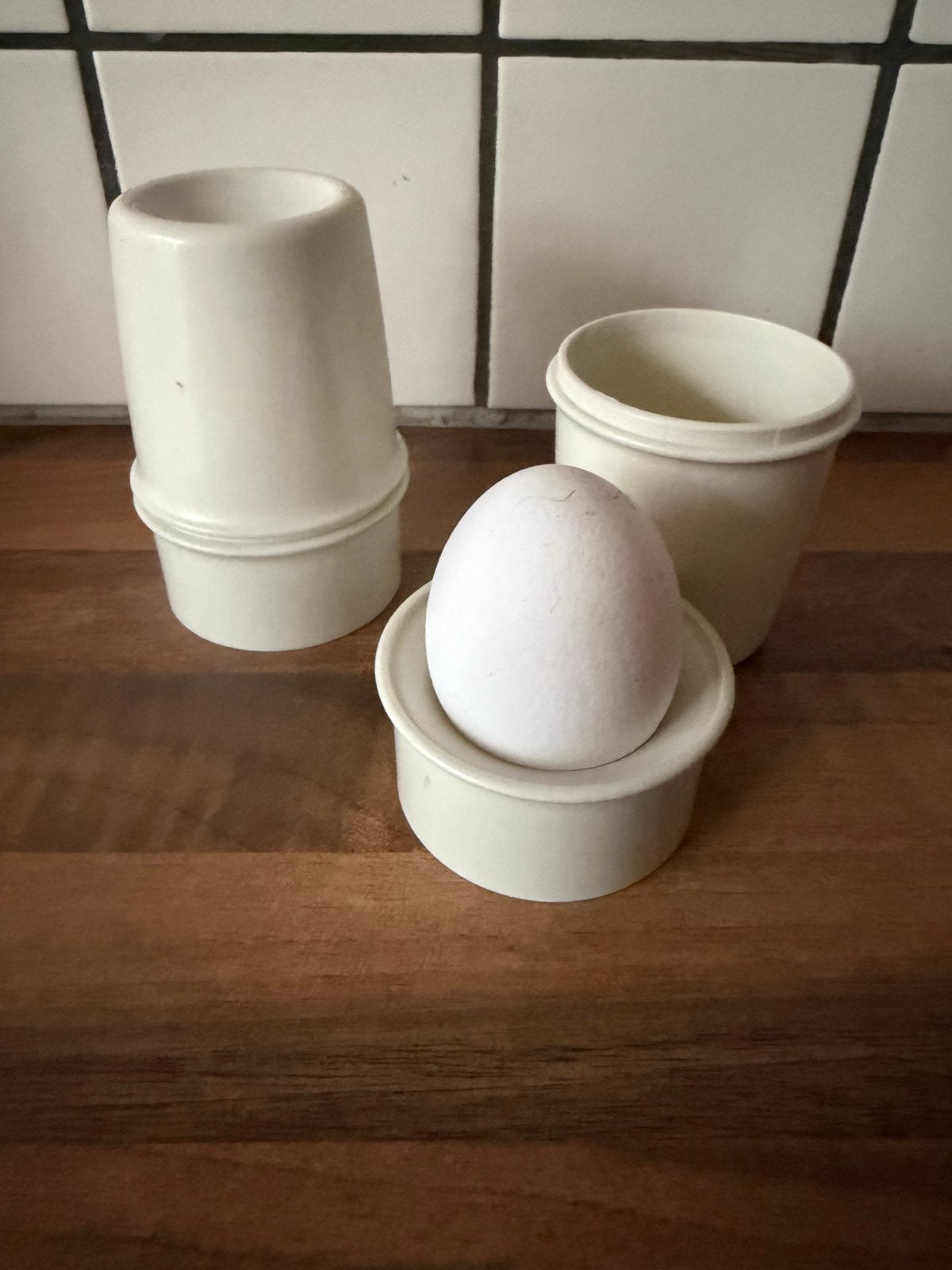 Tupperware eierdopjes - Set van 3, Ophalen of Verzenden, Gebruikt, Crème, Overige typen