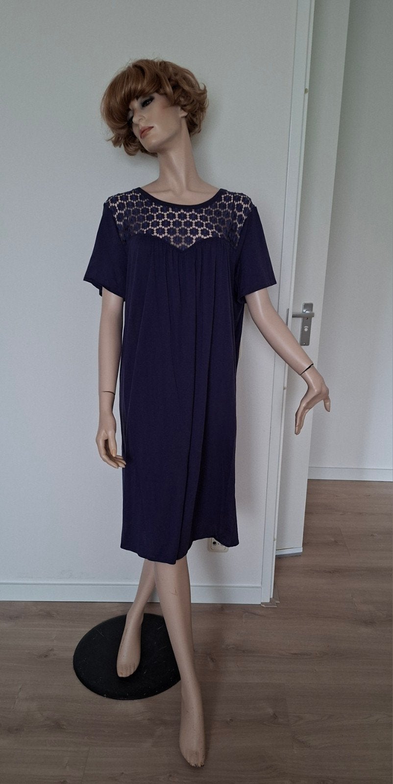 Prachtig Hanro nachthemd mt L, Kleding | Dames, Pyjama's, Hanro, Ophalen of Verzenden, Nieuw, Maat 42/44 (L)