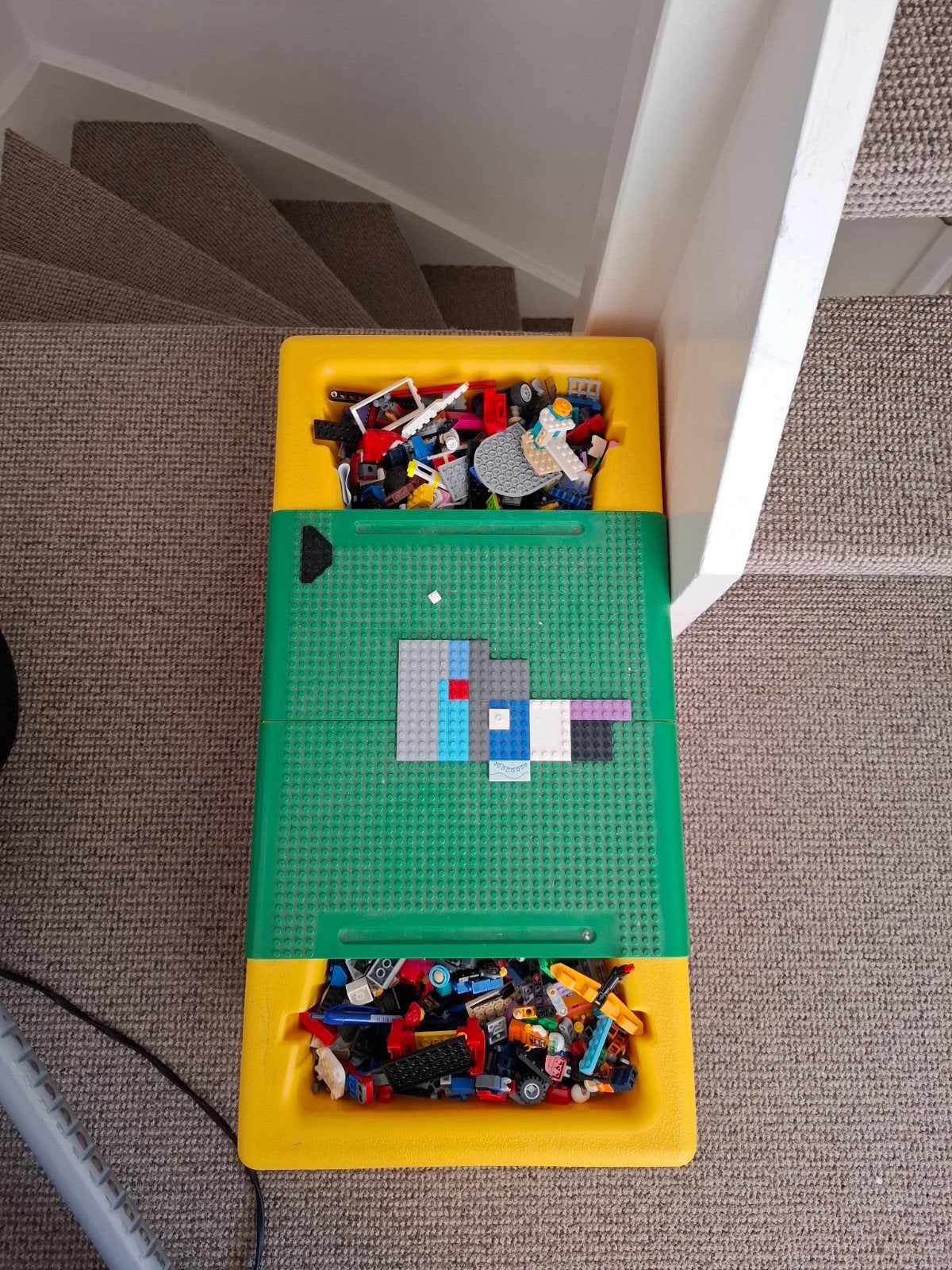 Grote bak met diverse Lego stenen en grondplaat, Ophalen, Gebruikt, Inclusief extra onderdelen, Lego