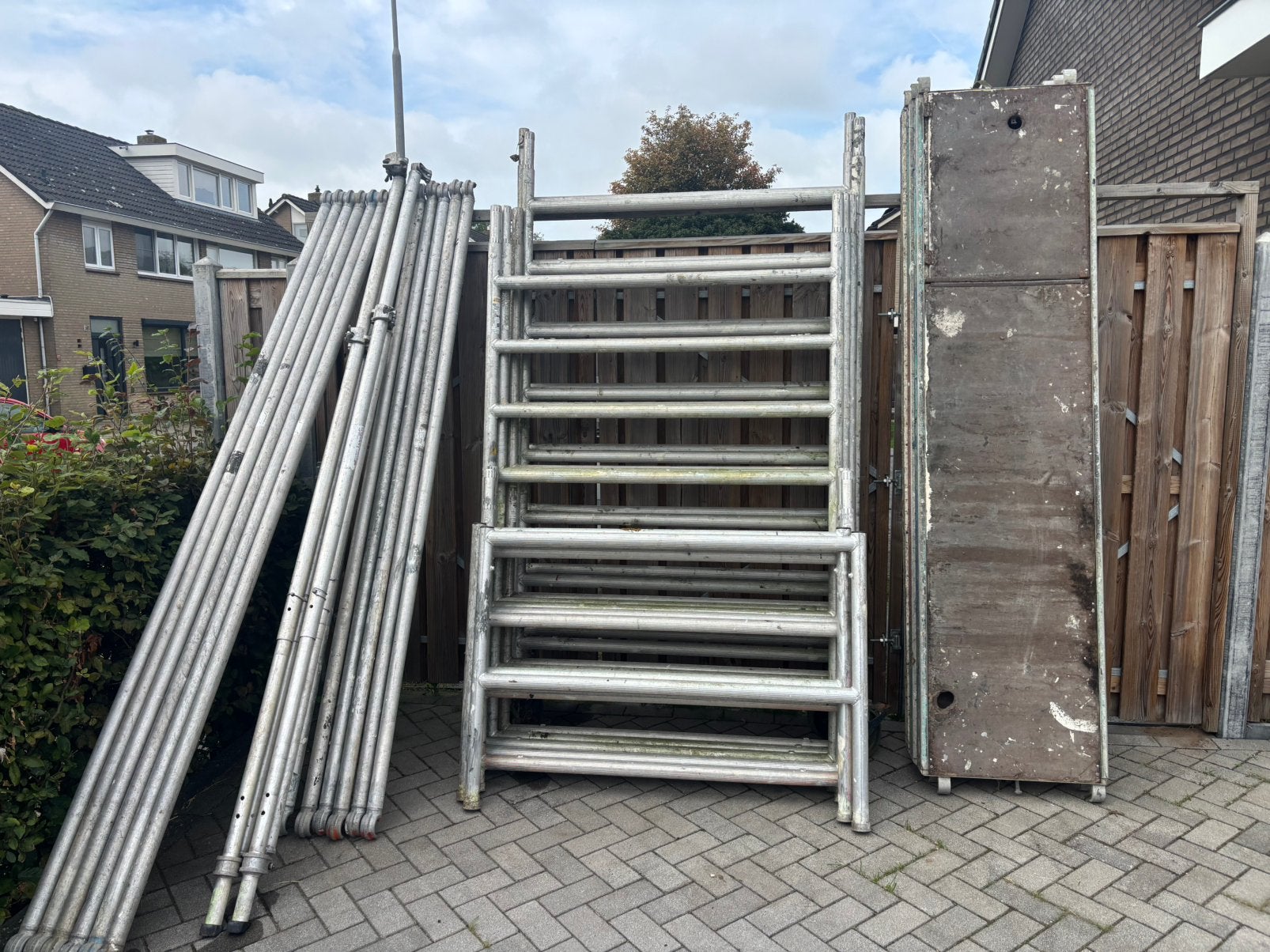 Rolsteiger Custers 8,2 meter werkhoogte, Doe-het-zelf en Verbouw, Ophalen, Gebruikt, Rolsteiger of Kamersteiger, 5 meter of hoger