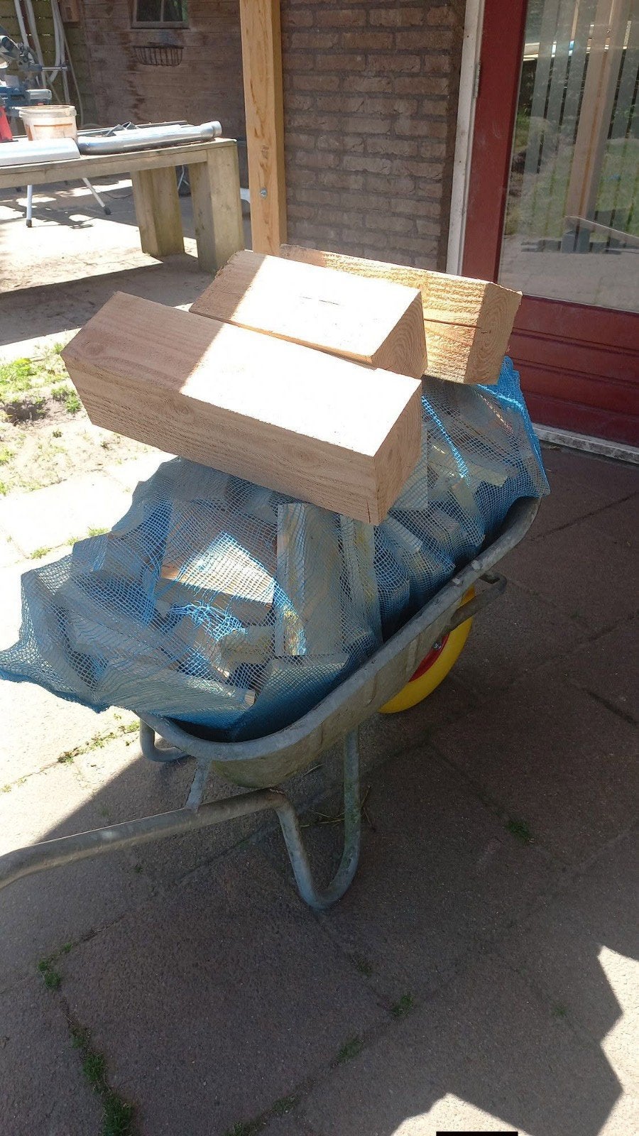 1 grote zak + rest droog haardhout / vuurkorfhout, Minder dan 3 m³, Ophalen