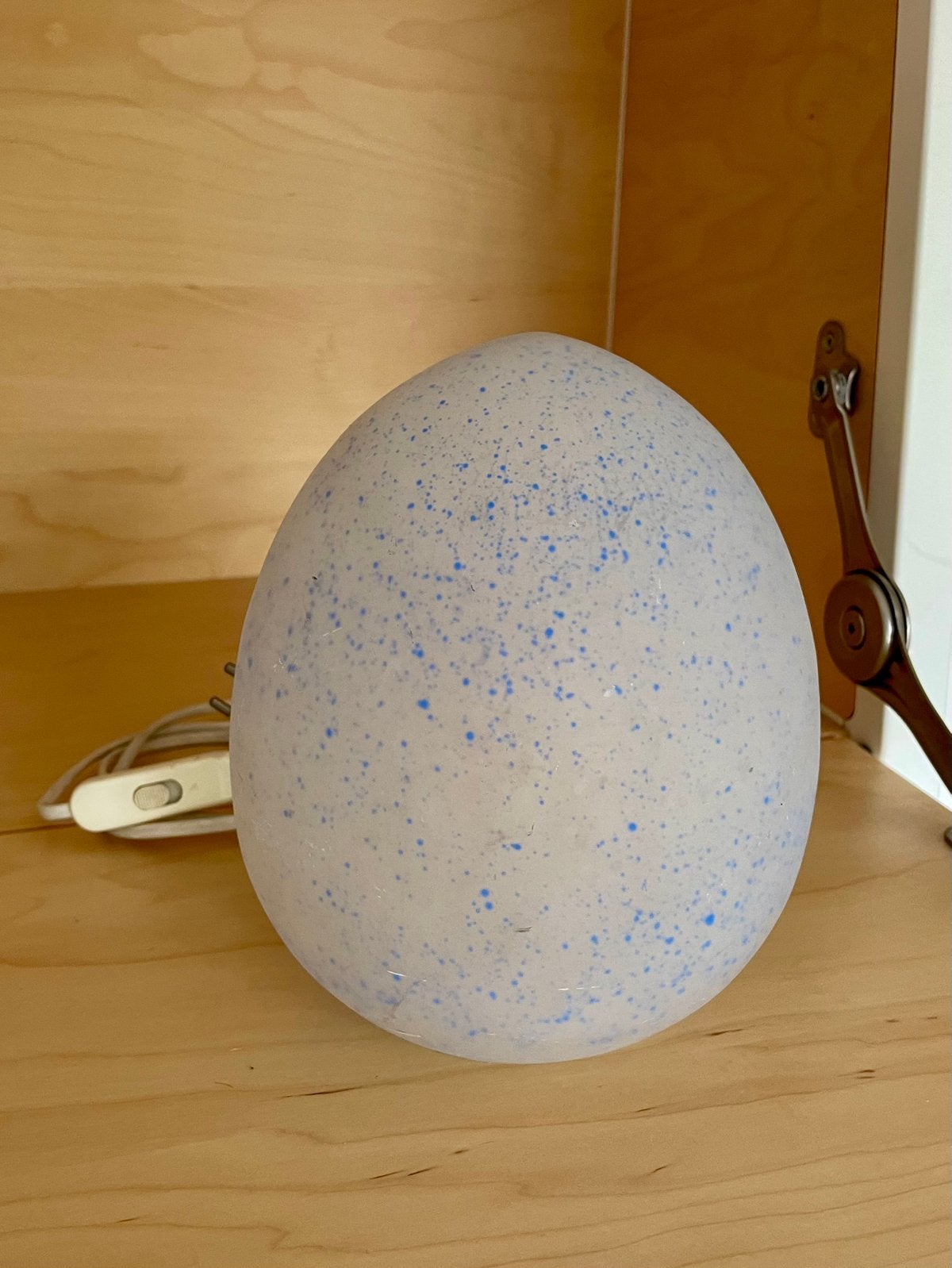Vintage egglamp/eilamp met blauwe spikkels, Ophalen, Gebruikt, Vintage, Wit