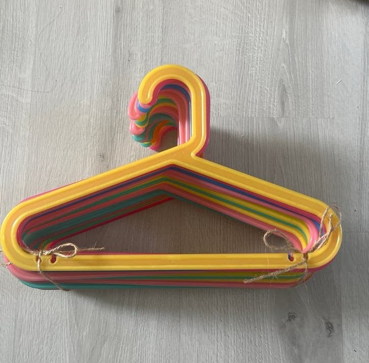 20 Ikea kledinghangers voor kinderen, Kinderen en Baby's, Ophalen of Verzenden, Zo goed als nieuw