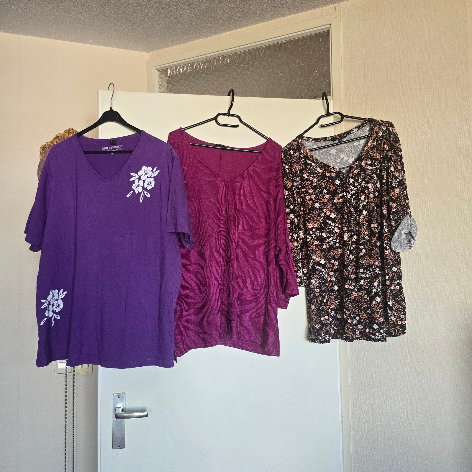 3 Dames Tops/Tunieken XL - BonPrix & M&S - ZGAN, Kleding | Dames, Grote Maten, Zo goed als nieuw, Shirt of Top, Overige kleuren