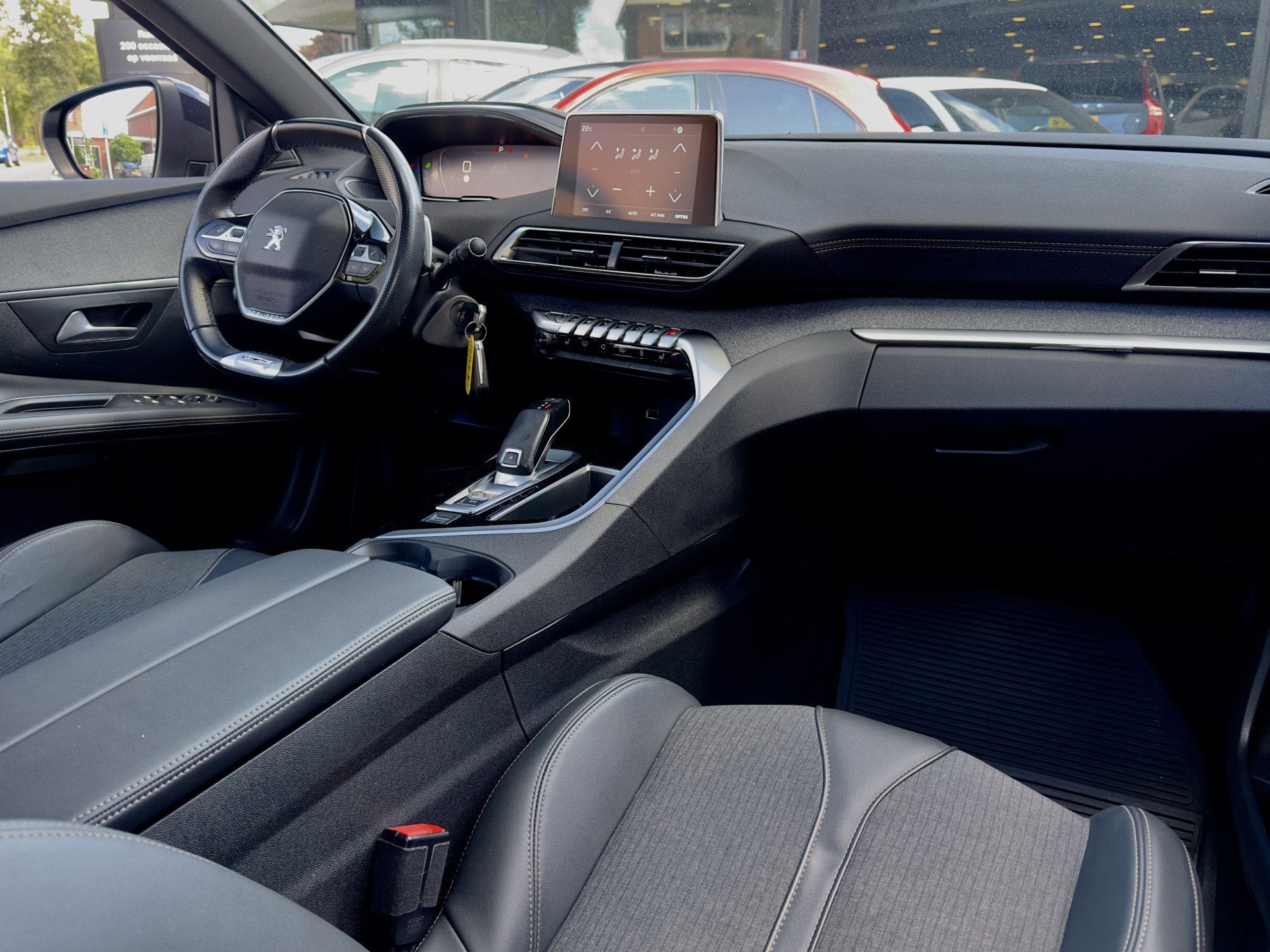 Peugeot 3008 1.6 AUT8 GT-LINE PANODAK LEDER NAVI DIGI-DASH A, Auto's, Gebruikt, Euro 6, 4 cilinders, 181 pk