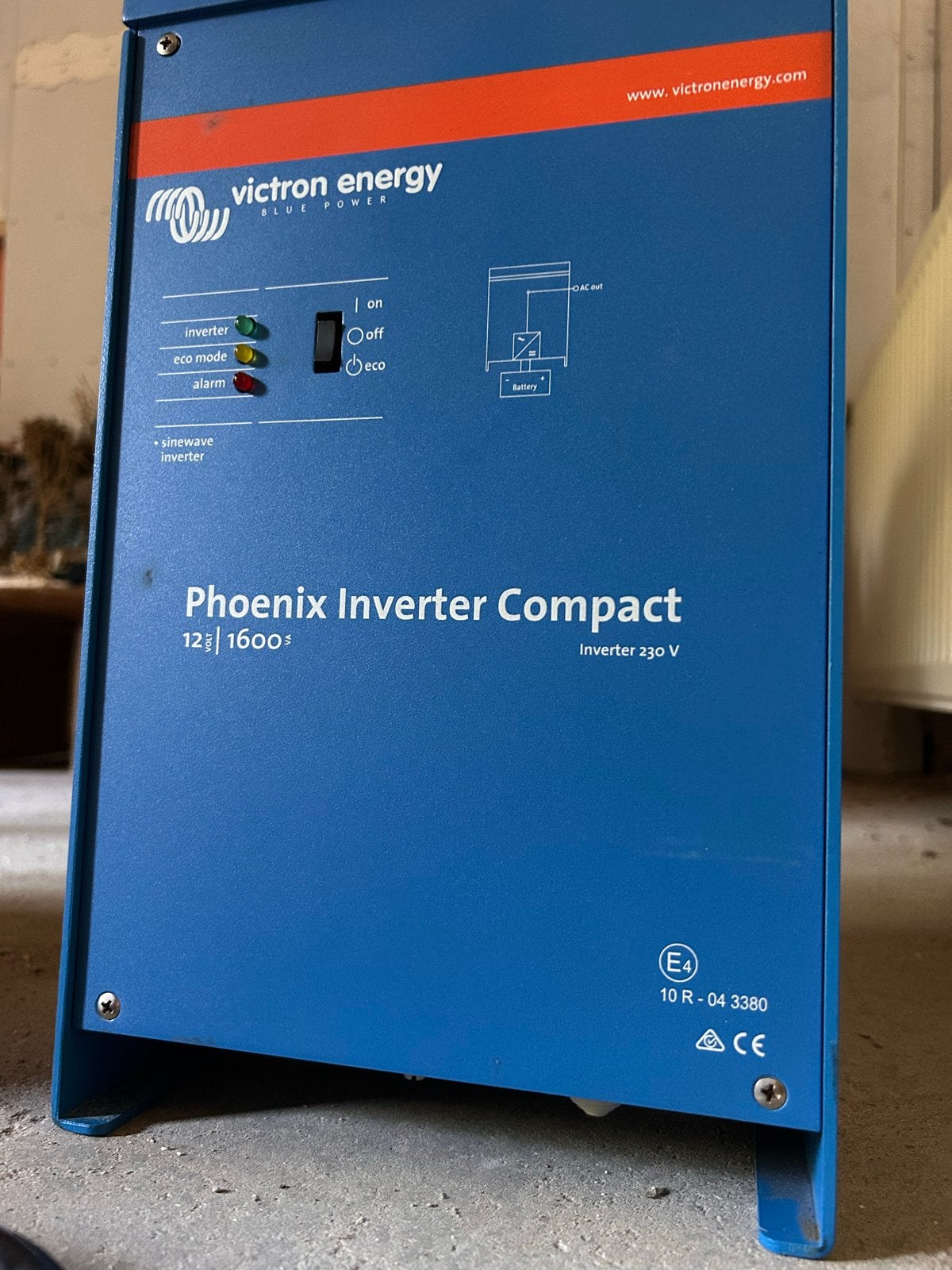 Victron Energy Phoenix Inverter Compact 12|1600, Ophalen, Gebruikt
