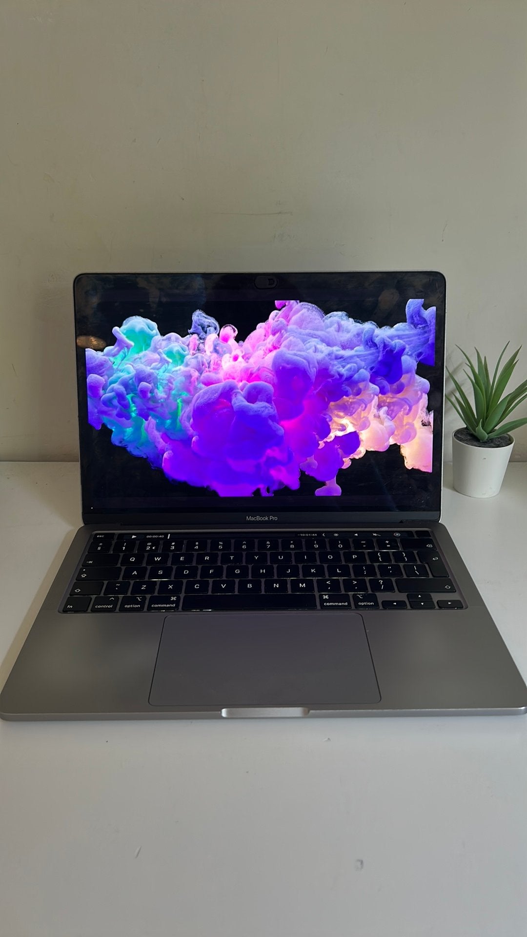 Foto 2 van macbook pro 2020