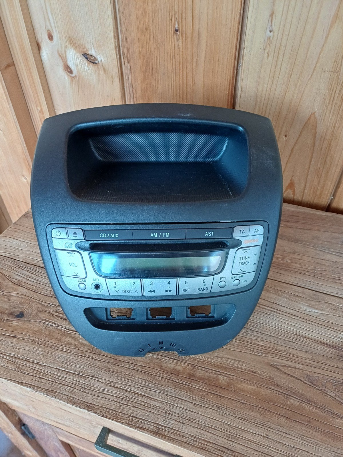 originele auto radio peugeot 107, Ophalen, Zo goed als nieuw