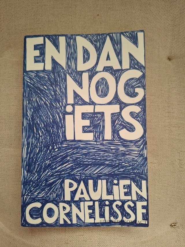 Paulien Cornelisse - En dan nog iets, Boeken, Humor, Ophalen of Verzenden, Gelezen, Paulien Cornelisse