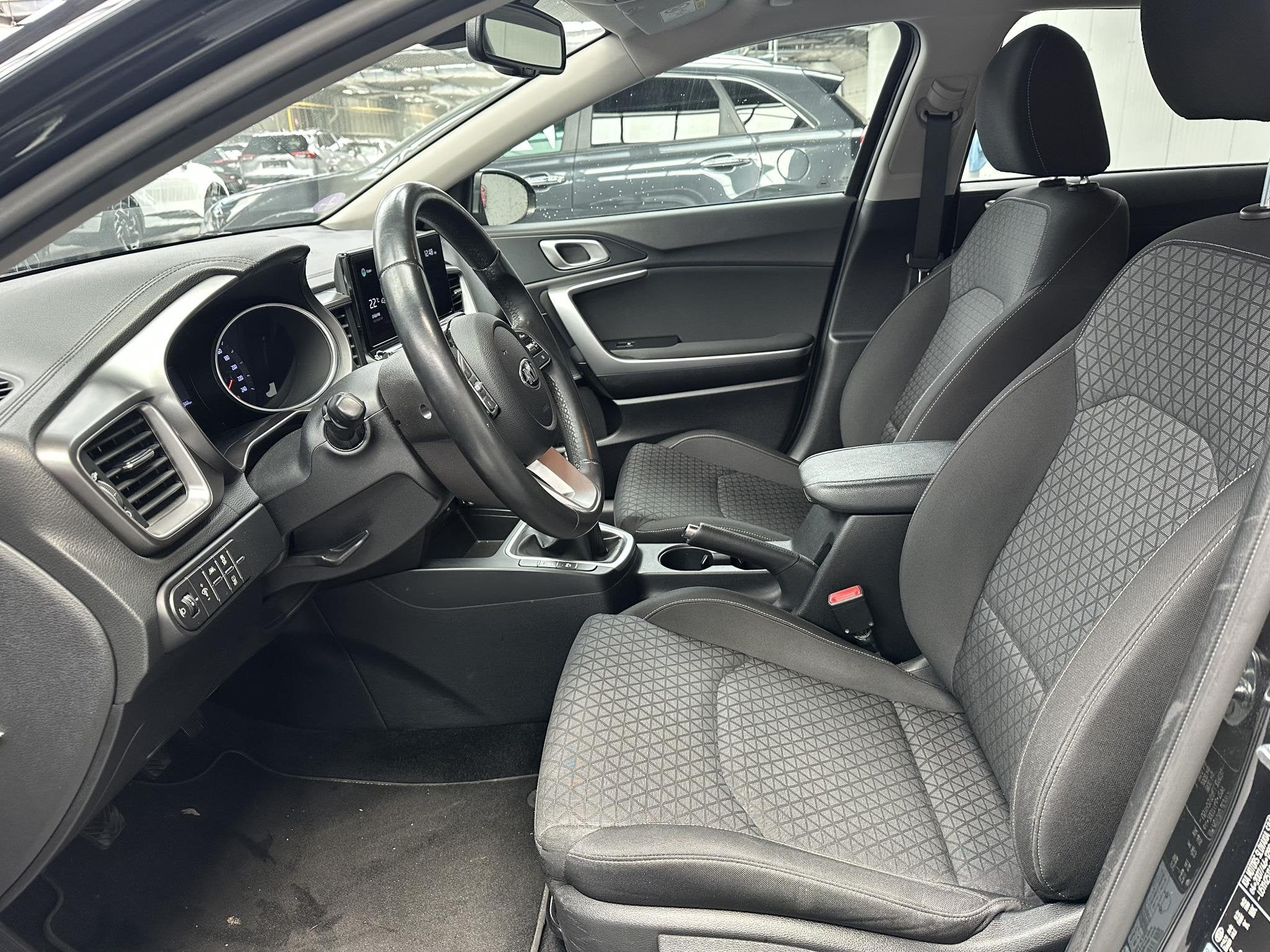 Kia Ceed 1.0 T-GDi DynamicLine, Auto's, Stof, Gebruikt, Euro 6, Origineel Nederlands