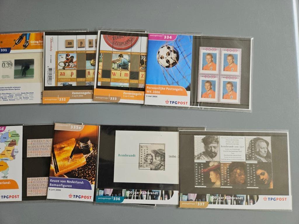 Postzegelmapjes jaar 2006 compleet zie beschrijving, Postzegels en Munten, Ophalen of Verzenden, Na 1940, Postfris