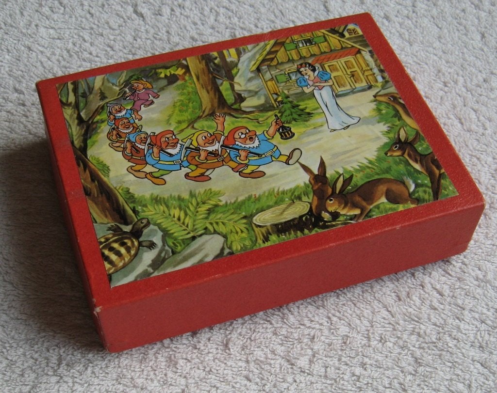 Oud blokkendoosje Sneeuwwitje (6 scenes / 12 houten blokjes), Antiek en Kunst, Antiek | Speelgoed, Ophalen of Verzenden