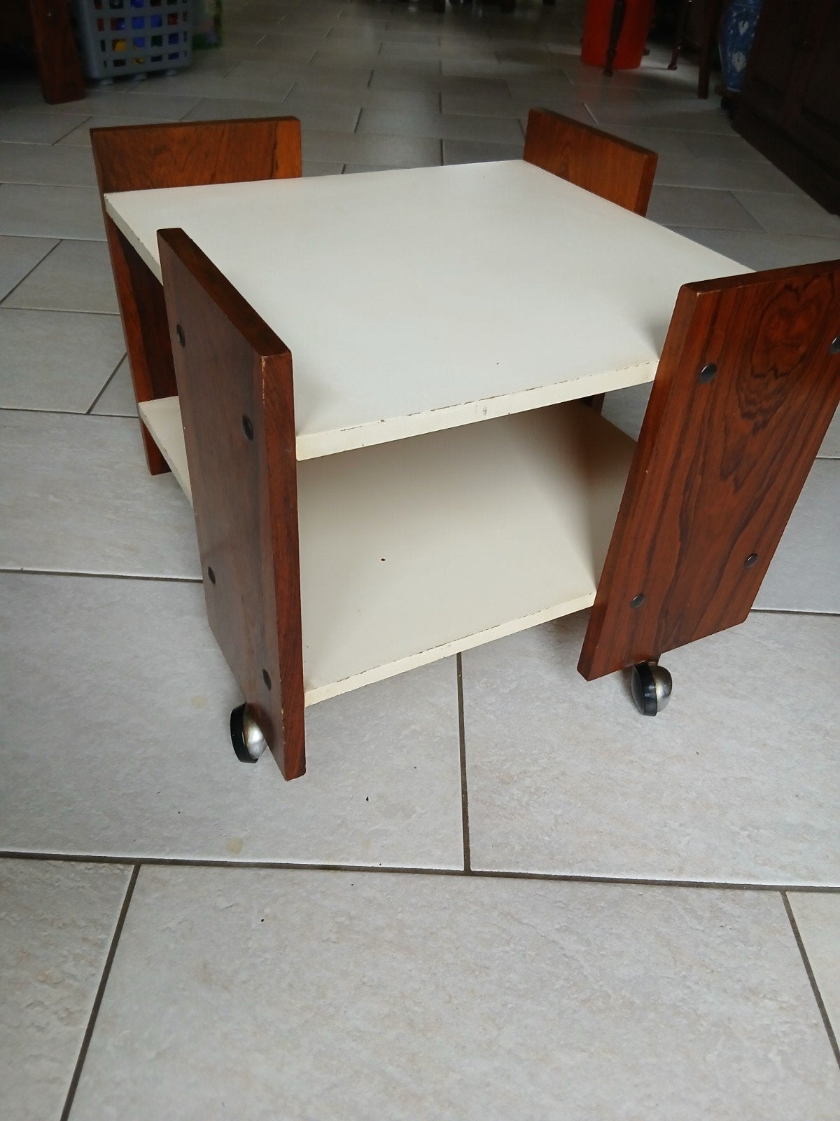 Vintage sidetable, bijzet tafel, trolley koffietafel afmetin, Huis en Inrichting, Ophalen, 25 tot 50 cm, Rechthoekig, 50 tot 100 cm