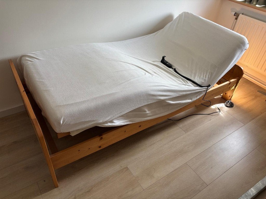 Enkel bed, Ophalen, 90 cm, Eenpersoons, Bruin