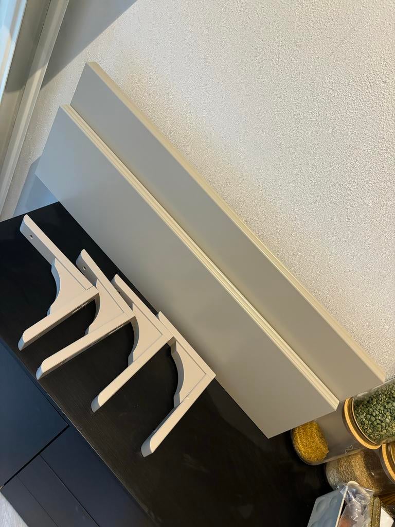 Ikea planken met plankdragers, Huis en Inrichting, Woonaccessoires | Wandplanken en Boekenplanken, Ophalen of Verzenden, Nieuw