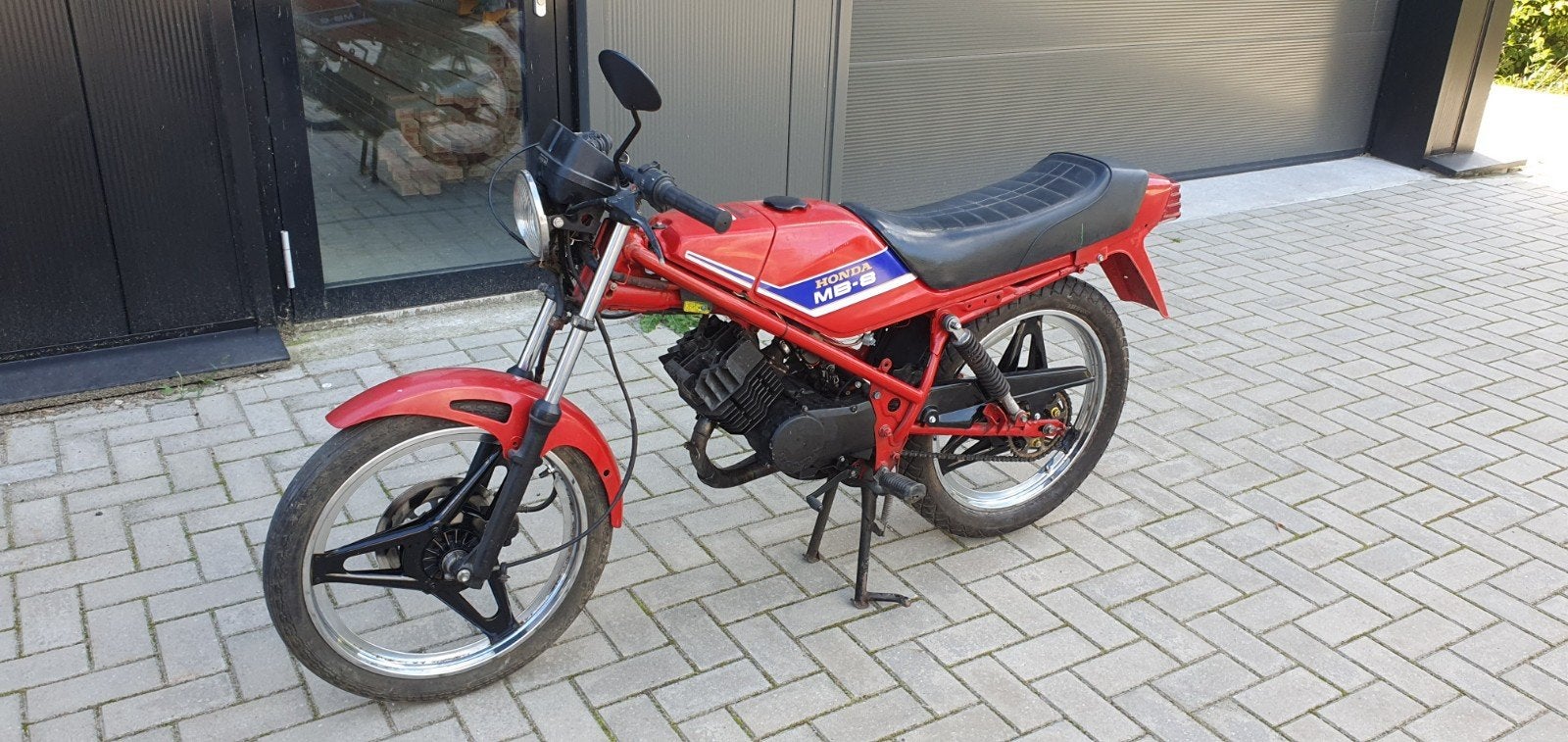 te koop honda mb8 met 125cc athena loopt echt heel netjes, Fietsen en Brommers, Ophalen, Overige modellen