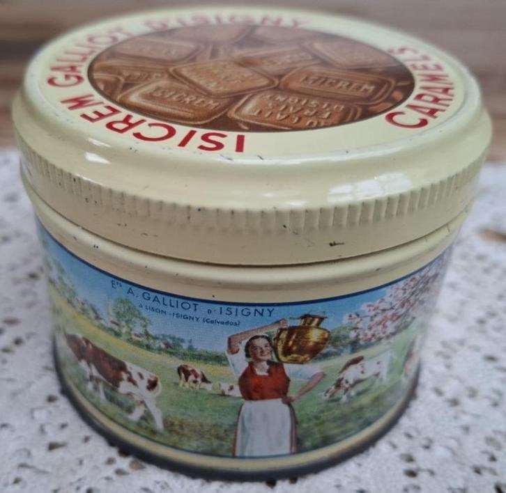 Oud Frans caramel blikje, Caramels d'Isigny, Verzamelen, Blikken, Ophalen of Verzenden, Gebruikt, Overige, Overige merken