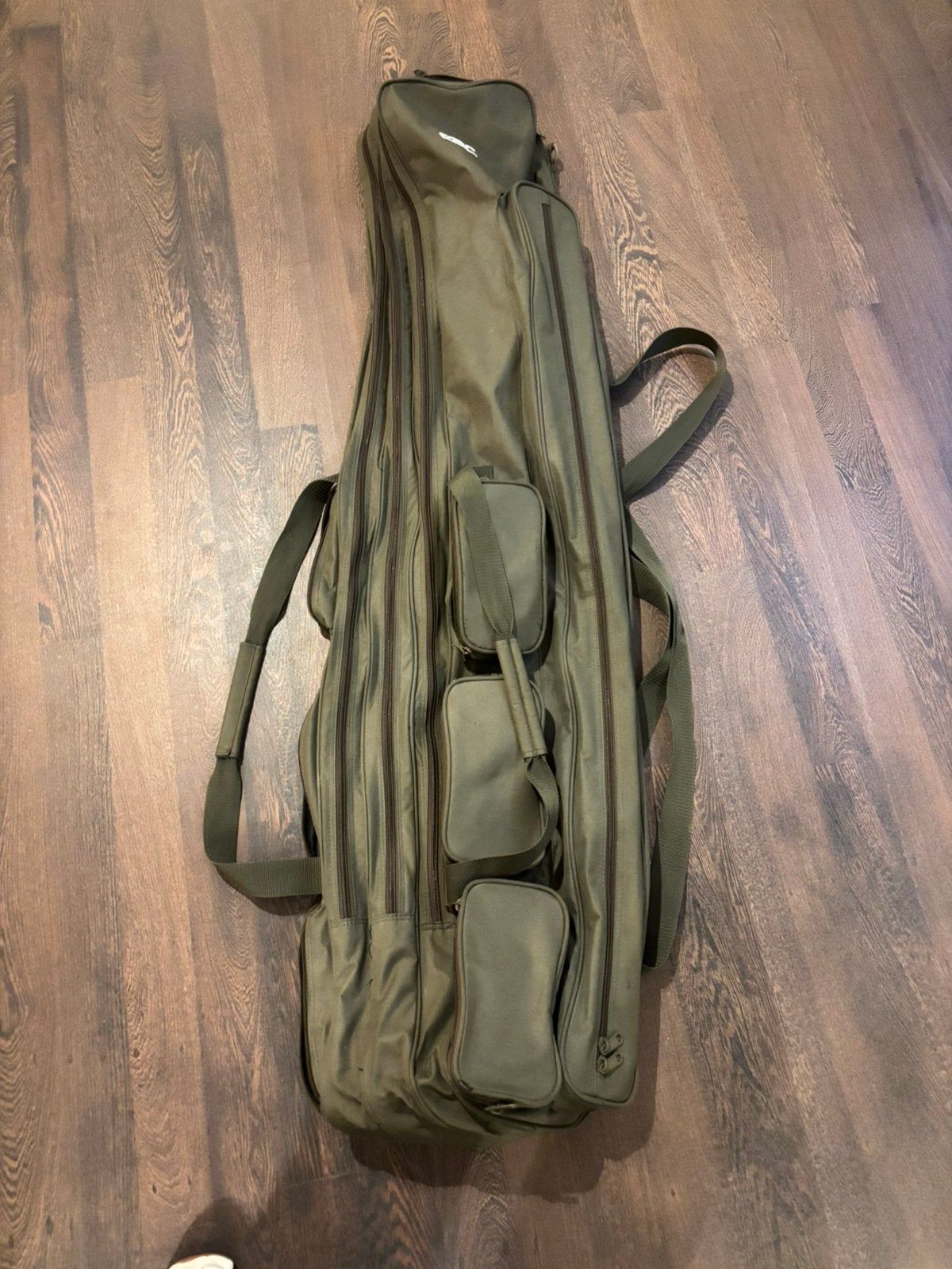 Spro C-Tec Zipped Rod Bag 3 Sec (130x22x18cm) | Foudraal, Ophalen of Verzenden, Zo goed als nieuw, Overige typen