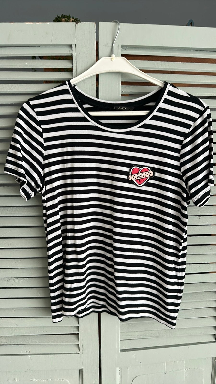 Only gestreept T-shirt met hartje - Maat L, Kleding | Dames, Zwart, Maat 42/44 (L), Ophalen of Verzenden, Zo goed als nieuw