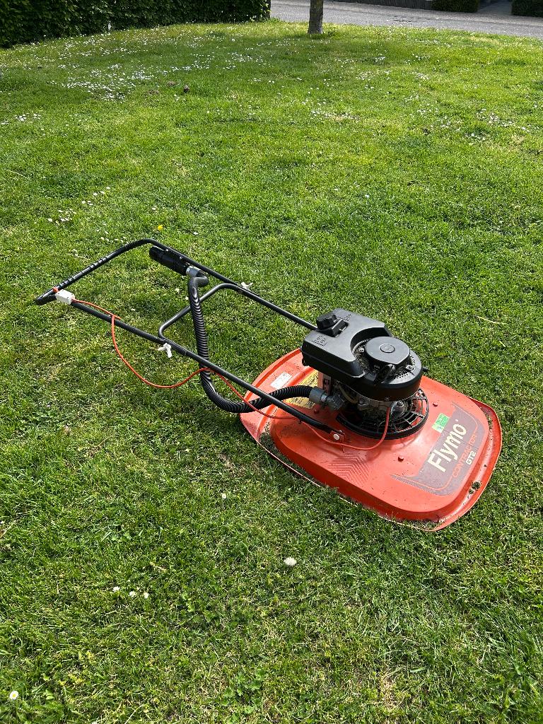 Flymo benzine zweefmaaier, Tuin en Terras, Grasmaaiers, Ophalen, Gebruikt, Benzine-grasmaaier, 50 cm of meer