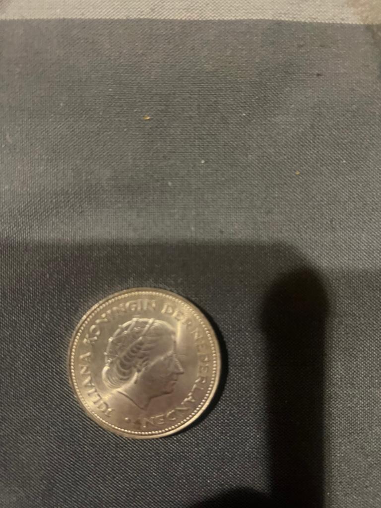 Zilveren 10 gulden herdenkingsmunt uit 1970, Postzegels en Munten, Munten | Nederland, Ophalen of Verzenden, Koningin Juliana