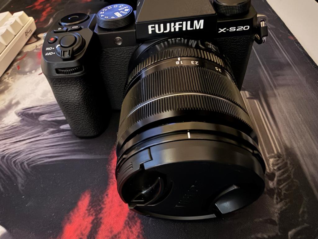 Fujifilm X-S20 + XF 18-55mm F2.8-4.0 LM OIS - Zo goed als ni, Ophalen, Spiegelreflex, Zo goed als nieuw, 4 t/m 7 keer