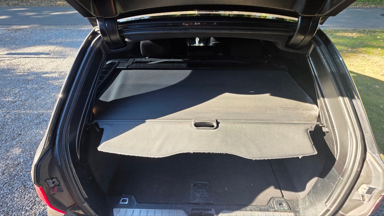 bmw f11 bagagerolgordijn, Ophalen, BMW