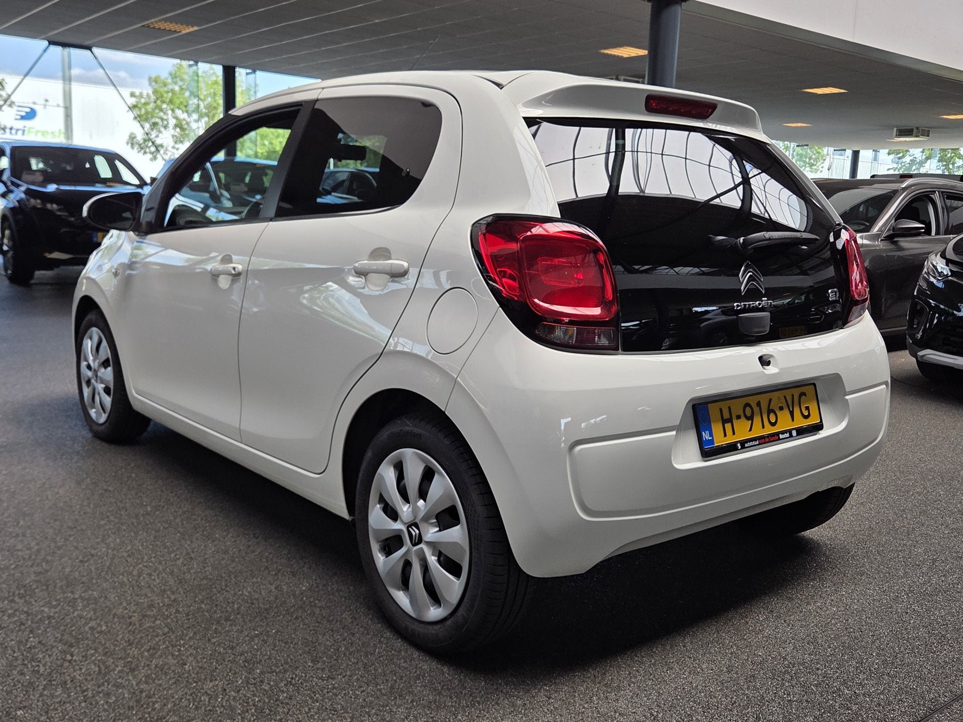 Citroën C1 1.0 VTi Feel, Voorwielaandrijving, Gebruikt, Euro 6, 4 stoelen